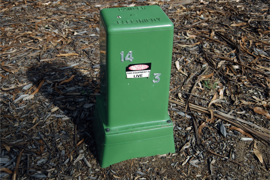Close-up multi-home electrical pedestal for 50kVA PowerBack temporary restoration, Servisavor and SNC alternative